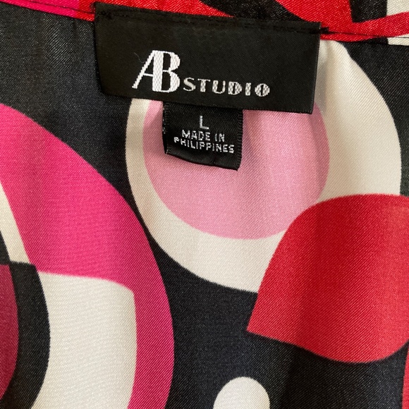 Retro Style Satin Vibrant Red Blouse - Picture 4 of 6